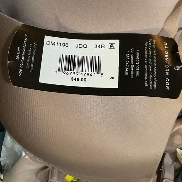 Maidenform Wireless Convertible Push-Up Bra - Picture 7 of 8